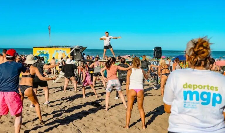 actividades recreativas en la playa mar del plata
