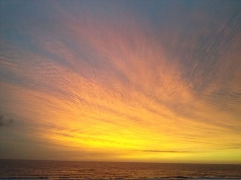 Dónde encontrar apartamentos frente al mar en Mar de las Pampas 14 atardecer en la playa de mar de las pampas