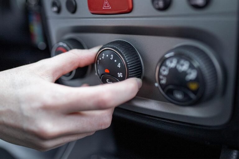 Cuál es la mejor casa de aire acondicionado para autos y cómo elegirla 10 auto con aire acondicionado encendido