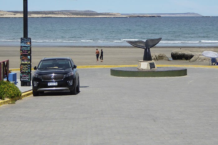 Conviene alquilar un auto en Puerto Madryn para recorrer la ciudad