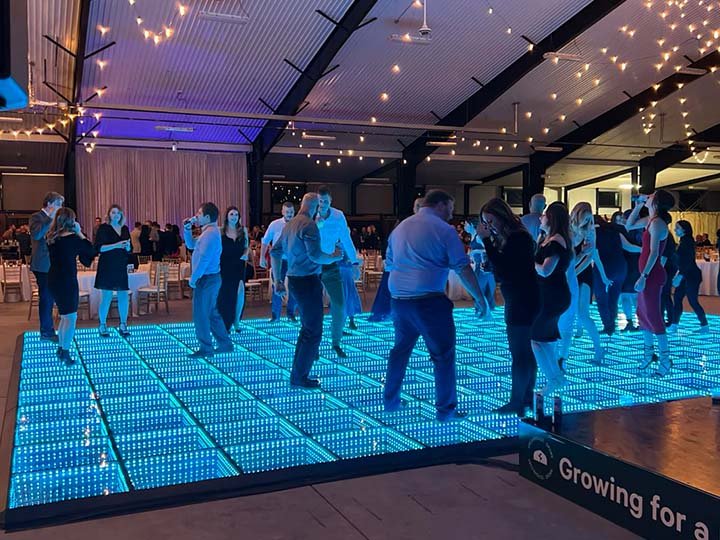 Dónde puedo ver a Daniel Osvaldo y Gianinna Maradona bailando juntos