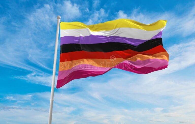 bandera no binaria ondeando al viento