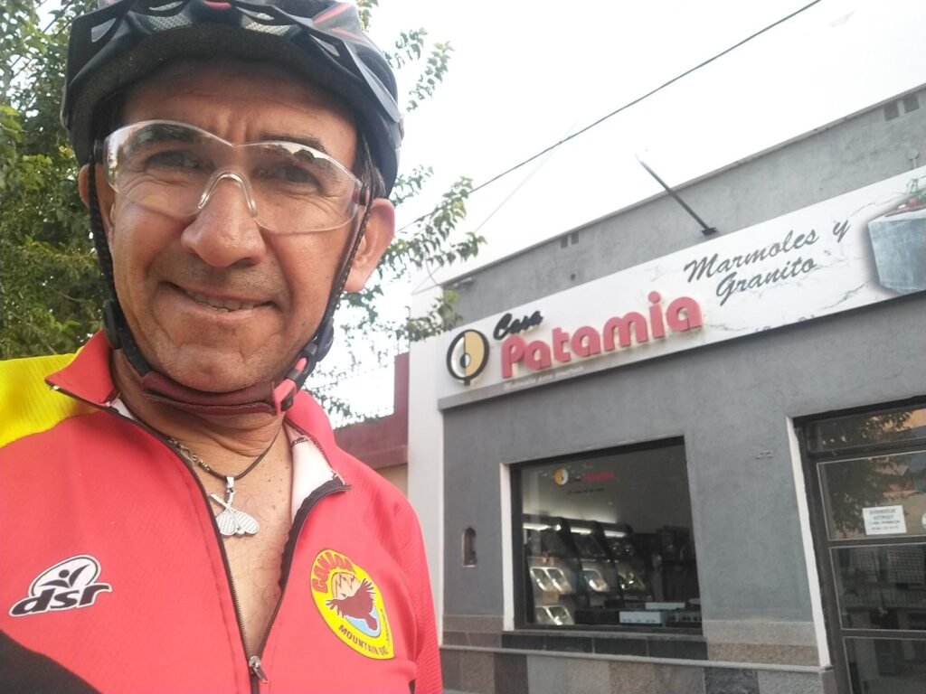 Qué servicios ofrece Casa Patamia en Cruz del Eje