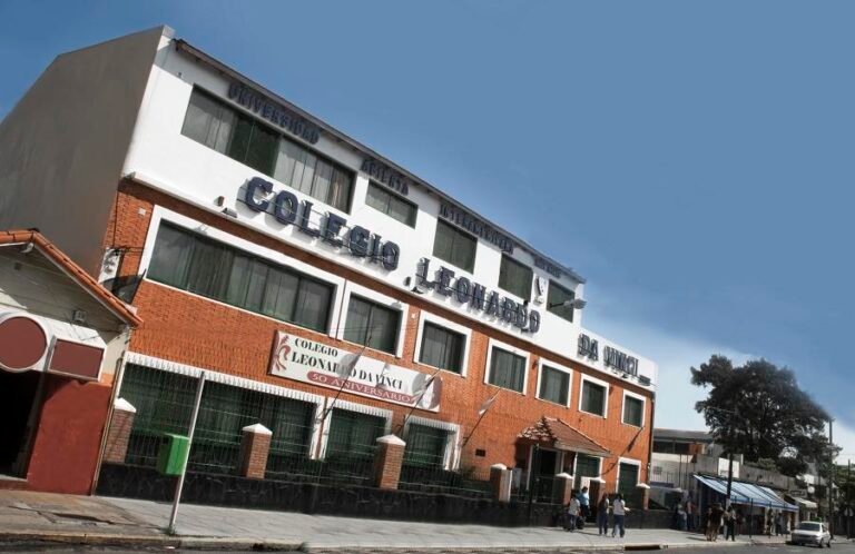 edificio del colegio leonardo da vinci boulogne