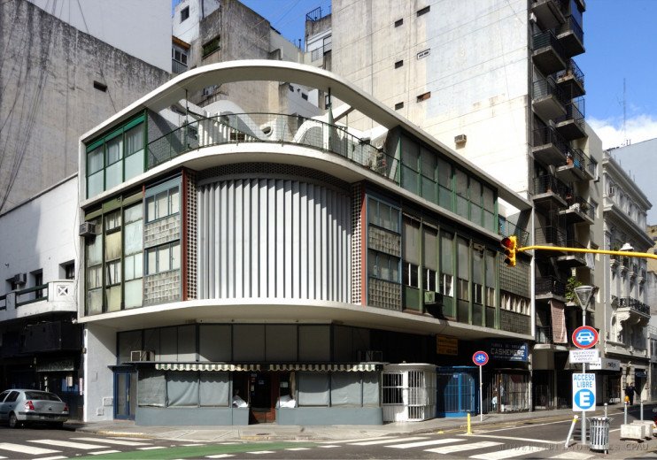 edificio moderno en buenos aires