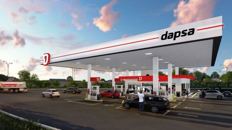 estacion de servicio con diferentes marcas de nafta