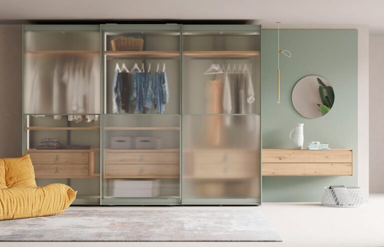 frente de placard con puertas corredizas elegantes