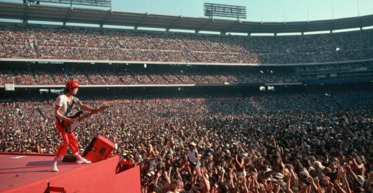 gira de conciertos en estadios llenos