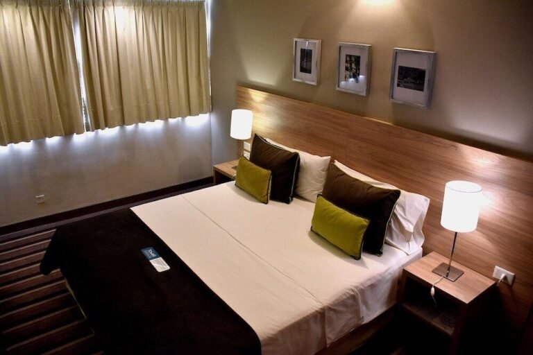 habitaciones confortables en tower inn suites