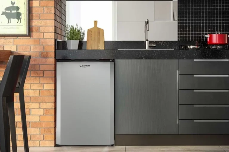 Cuánto consume una heladera bajo mesada en electricidad al mes 15 heladera bajo mesada en cocina moderna