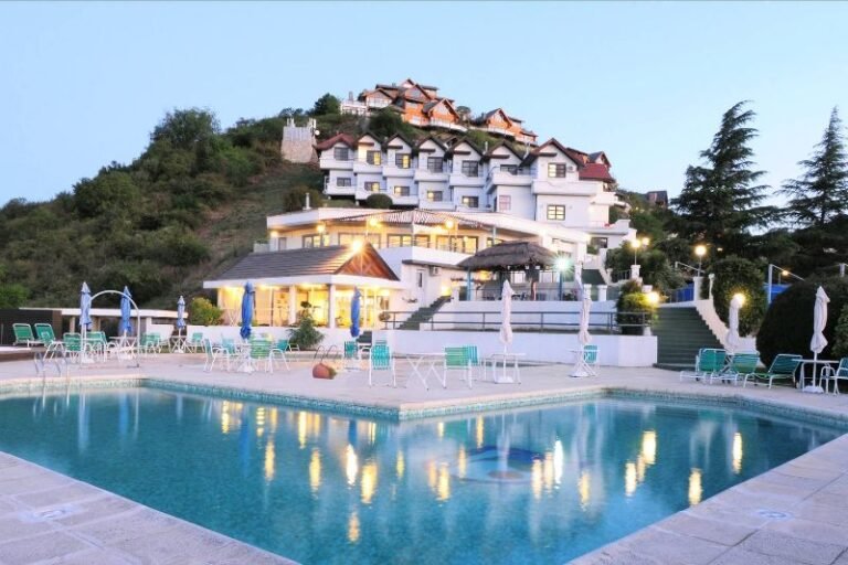 instalaciones del le mirage village club