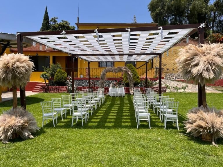 jardin hermoso para eventos al aire libre