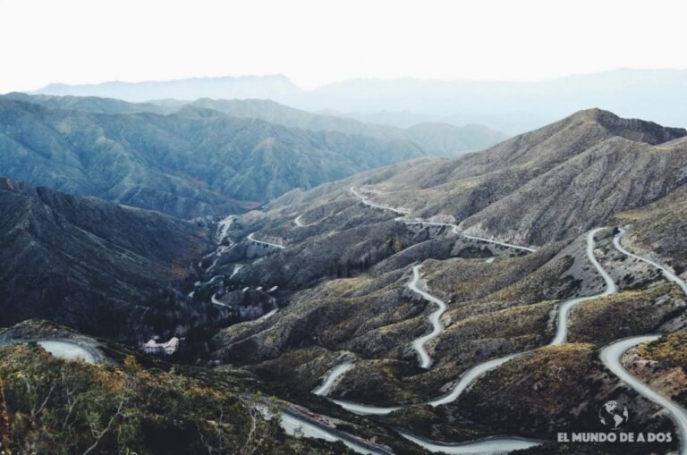 montanas y paisajes de paso de los andes