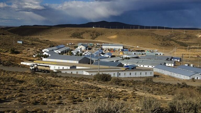 paisaje minero en santa cruz argentina