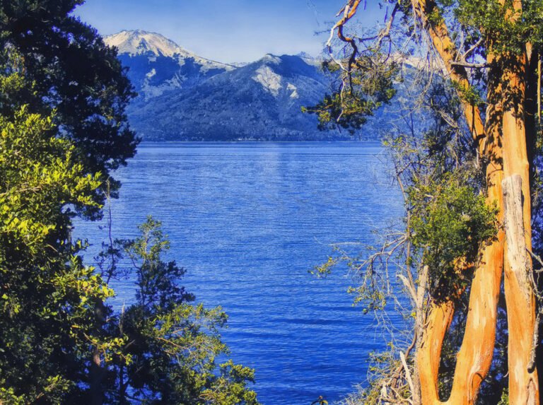 paisaje montanoso de san martin de los andes