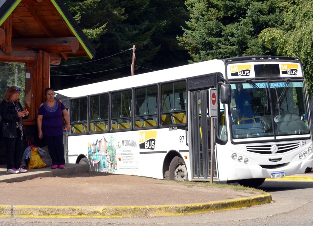 Dónde encontrar información sobre mi bus en Villa La Angostura 5 Dónde encontrar información sobre mi bus en Villa La Angostura
