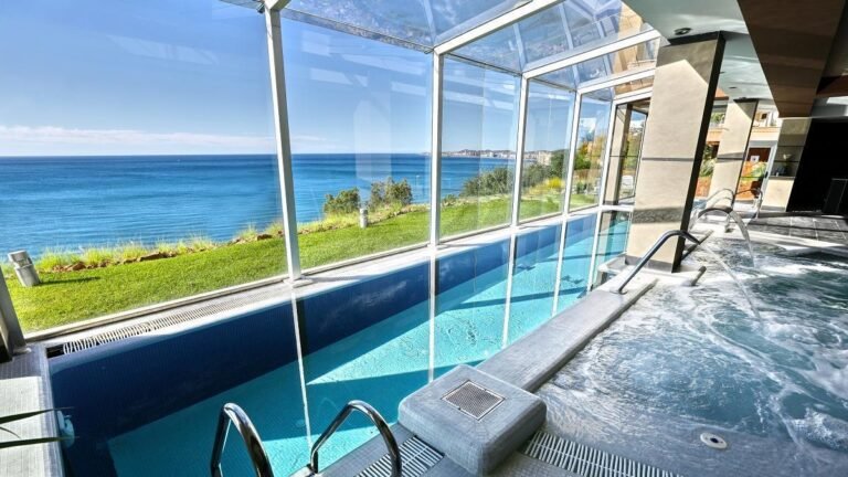 Qué servicios ofrece la Hostería & Spa Las Glicinas en Pinamar 10 relax en un spa junto al mar