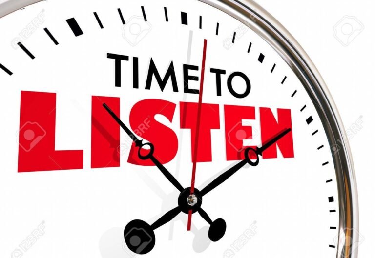 reloj marcando el tiempo con atencion