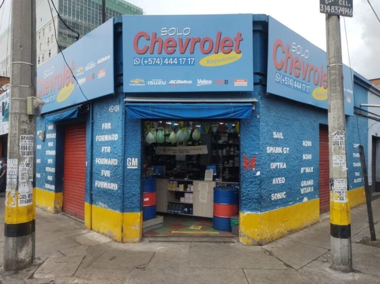repuestos chevrolet en tienda de autos