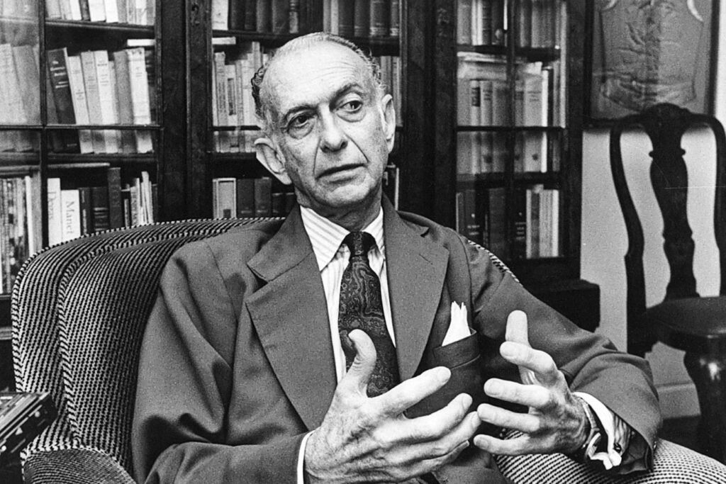 Quién fue José Alfredo Martínez de Hoz y cuál fue su legado en Argentina 5 Quién fue José Alfredo Martínez de Hoz y cuál fue su legado en Argentina