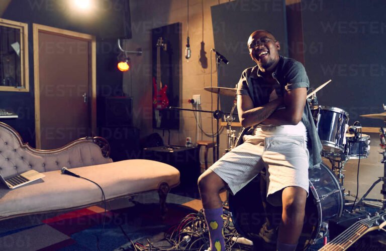 retrato de un musico en el escenario