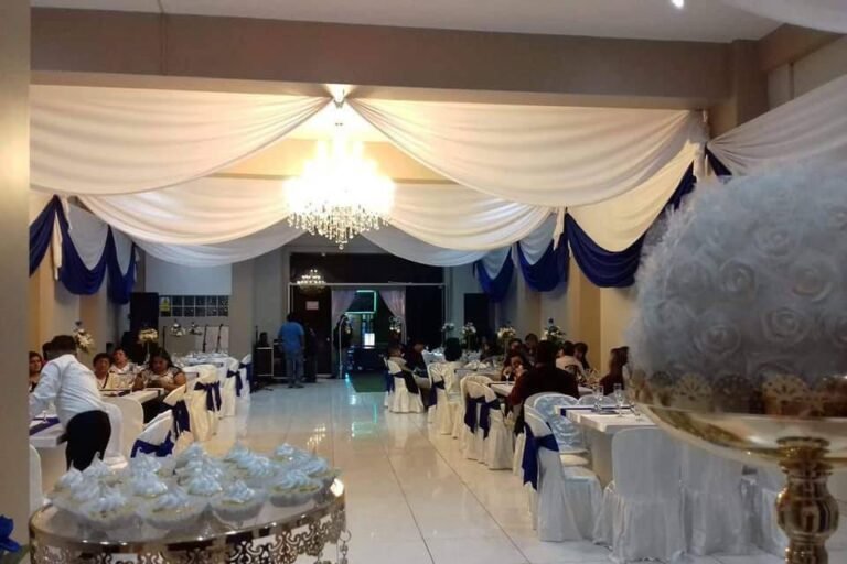 salon de fiestas elegante en decoracion festiva