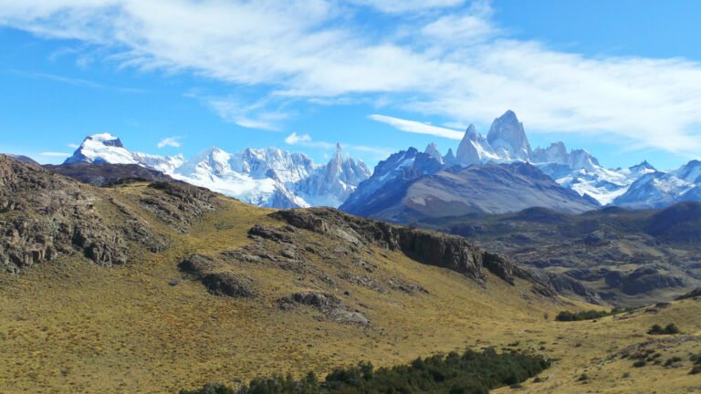 Cuáles son las mejores rutas para llegar al Mirador de las Águilas en El Chaltén 23 sendero hacia el mirador de las aguilas