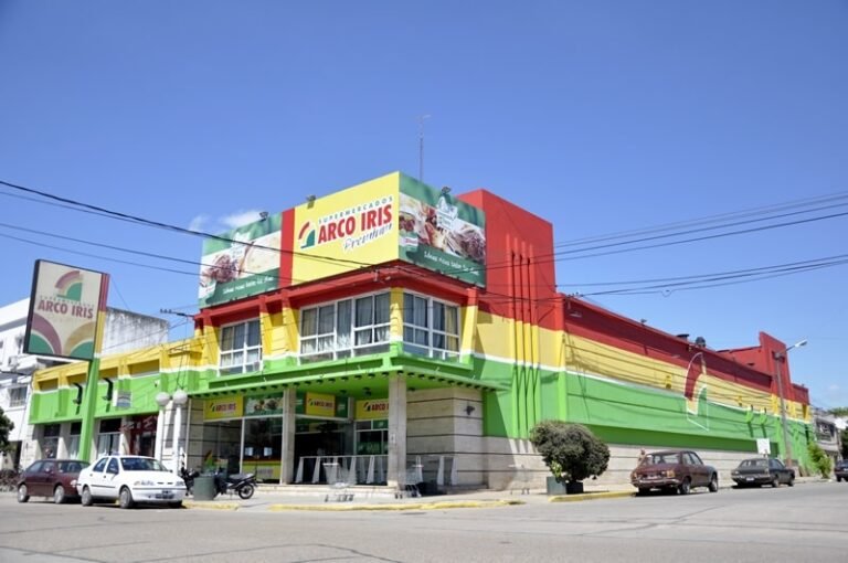 supermercado arco iris en arroyo seco