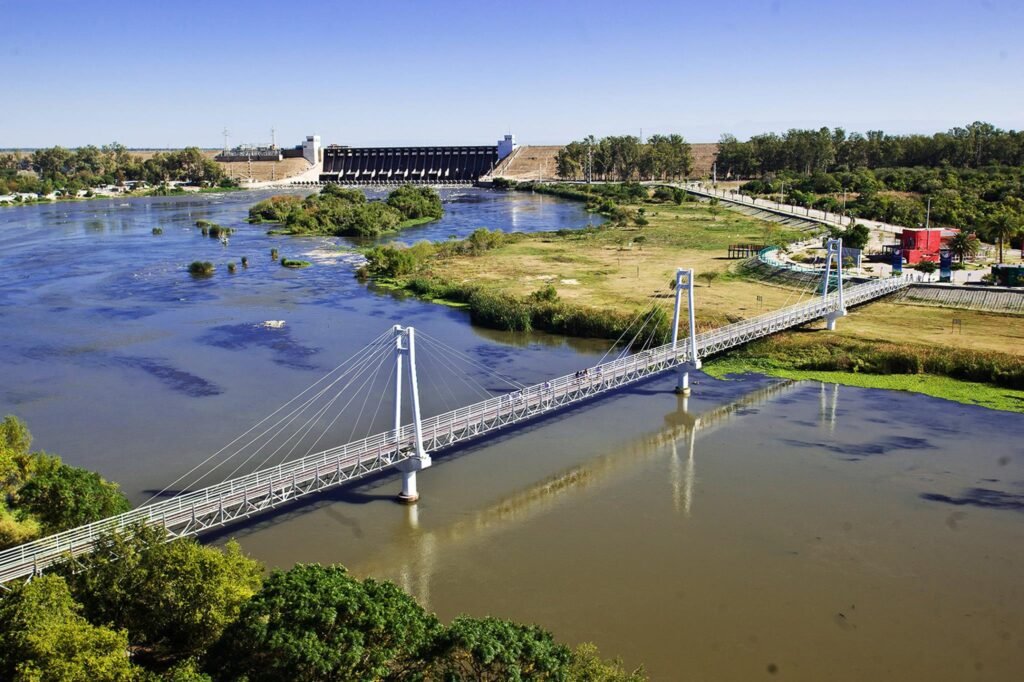 Cómo llegar a las Termas de Río Hondo y qué actividades hacer 1 termas de rio hondo paisajes naturales y actividades