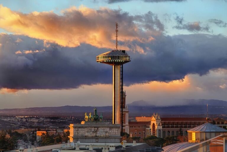 Qué son las Torres El Mirador en Puerto Madero y qué ofrecen 10 vista panoramica de torres el mirador