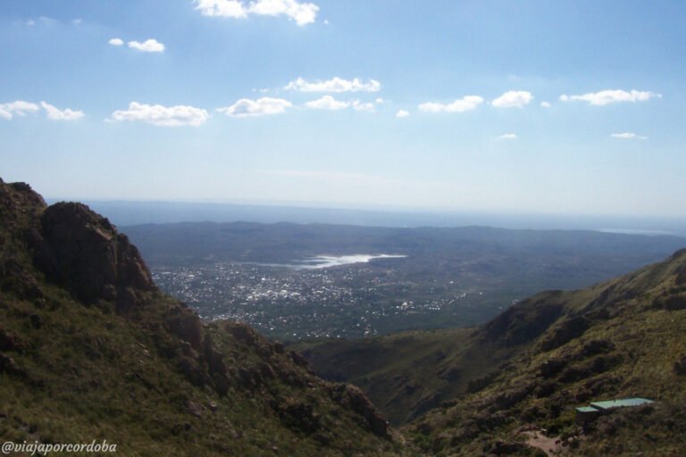 vista panoramica del cerro uritorco